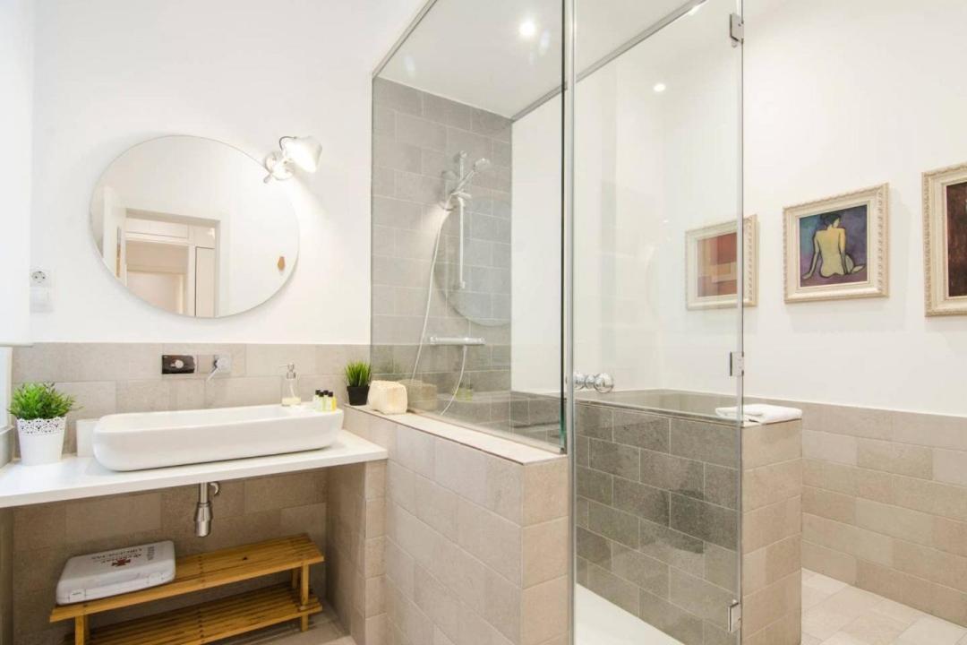 Renovated And Modern- 3Bd 2Bth- Anton Martin Apartment Madrid Exterior foto